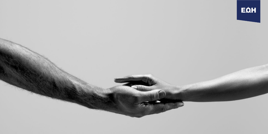 hands holding together
